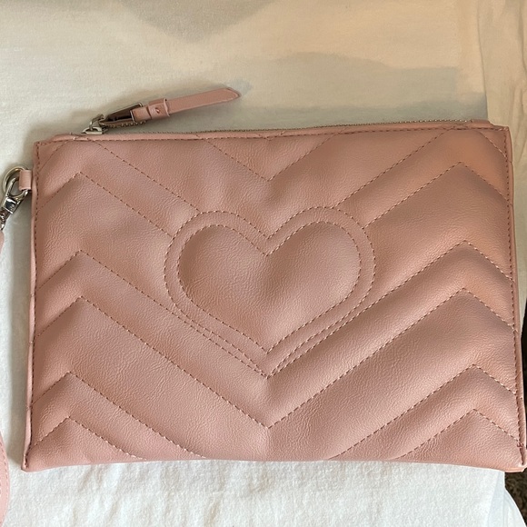 INC International Concepts Pink Heart Wristlet - Picture 1 of 4
